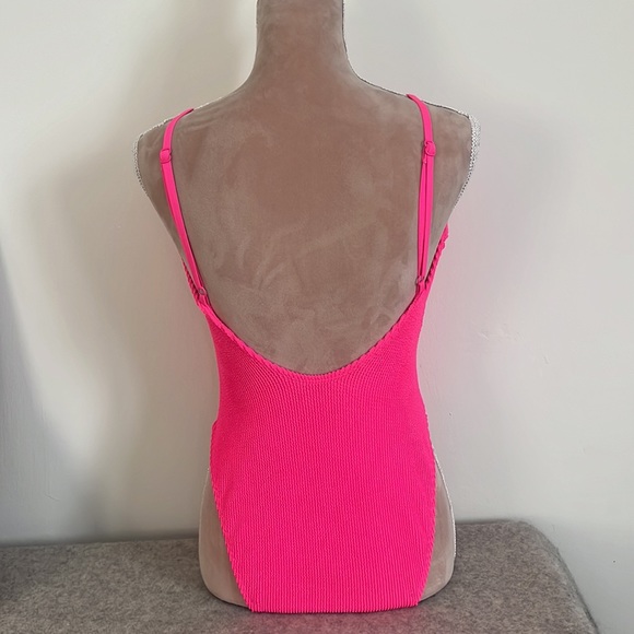 Good American Swimsuit, Sz 3/4 neon pink with cool texture. - Picture 3 of 13